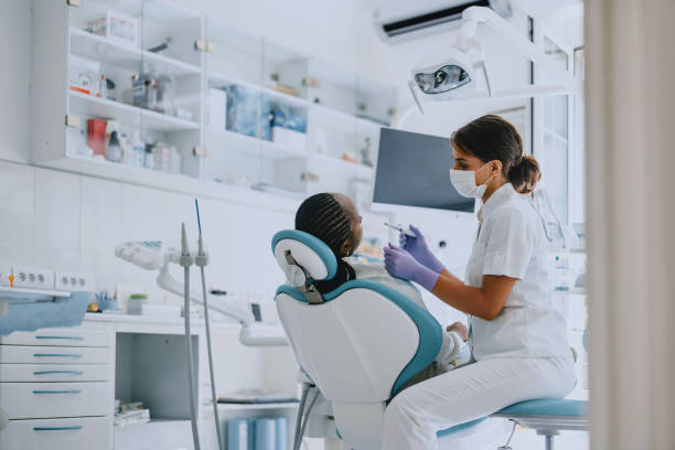 Best Root Canal Treatment  in Pleasant Prairie, WI